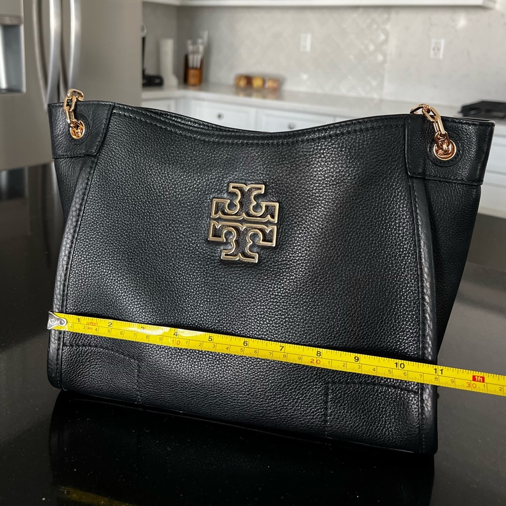 SOLD!! Tory Burch Britten tote